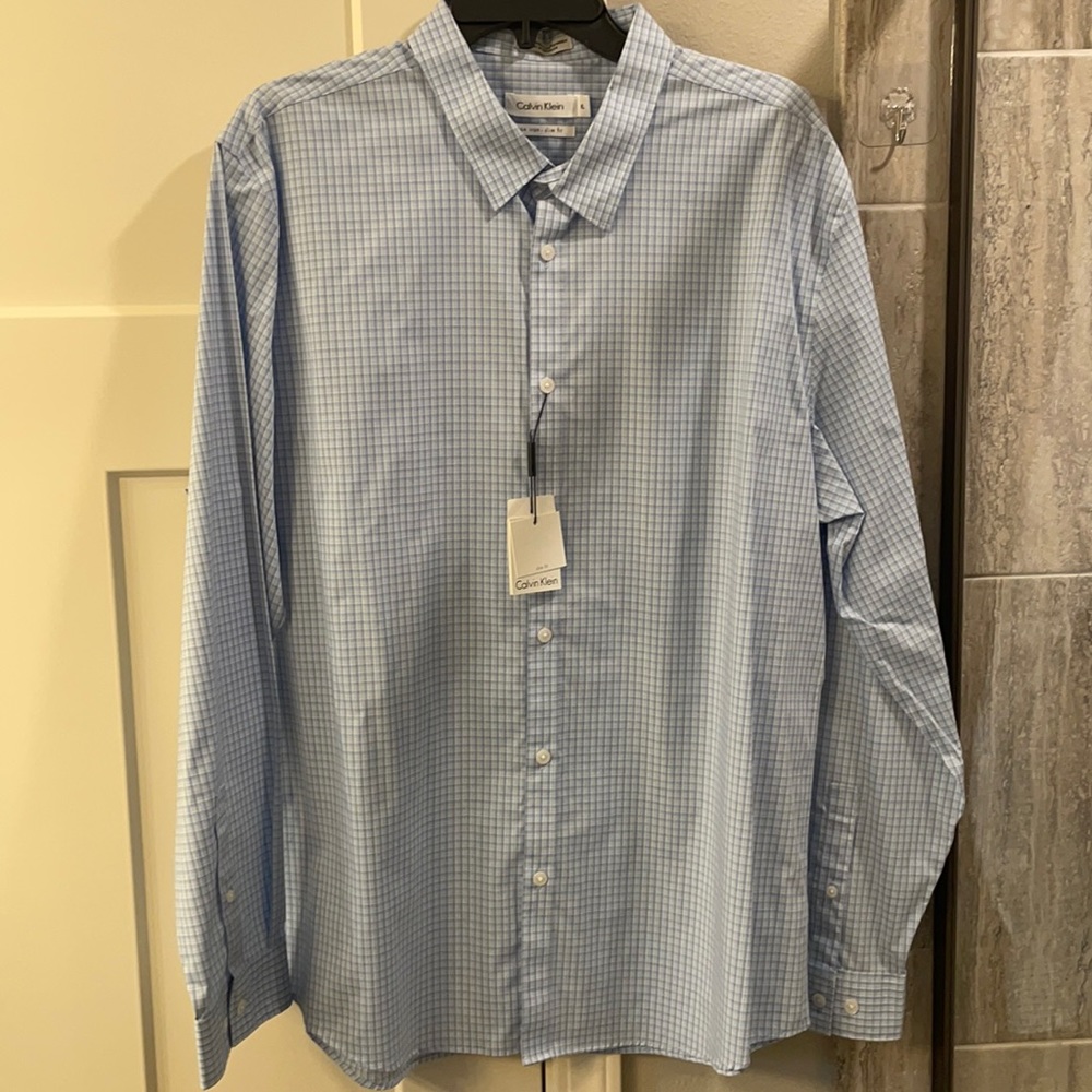 Calvin Klein XL slim fit button down NWT